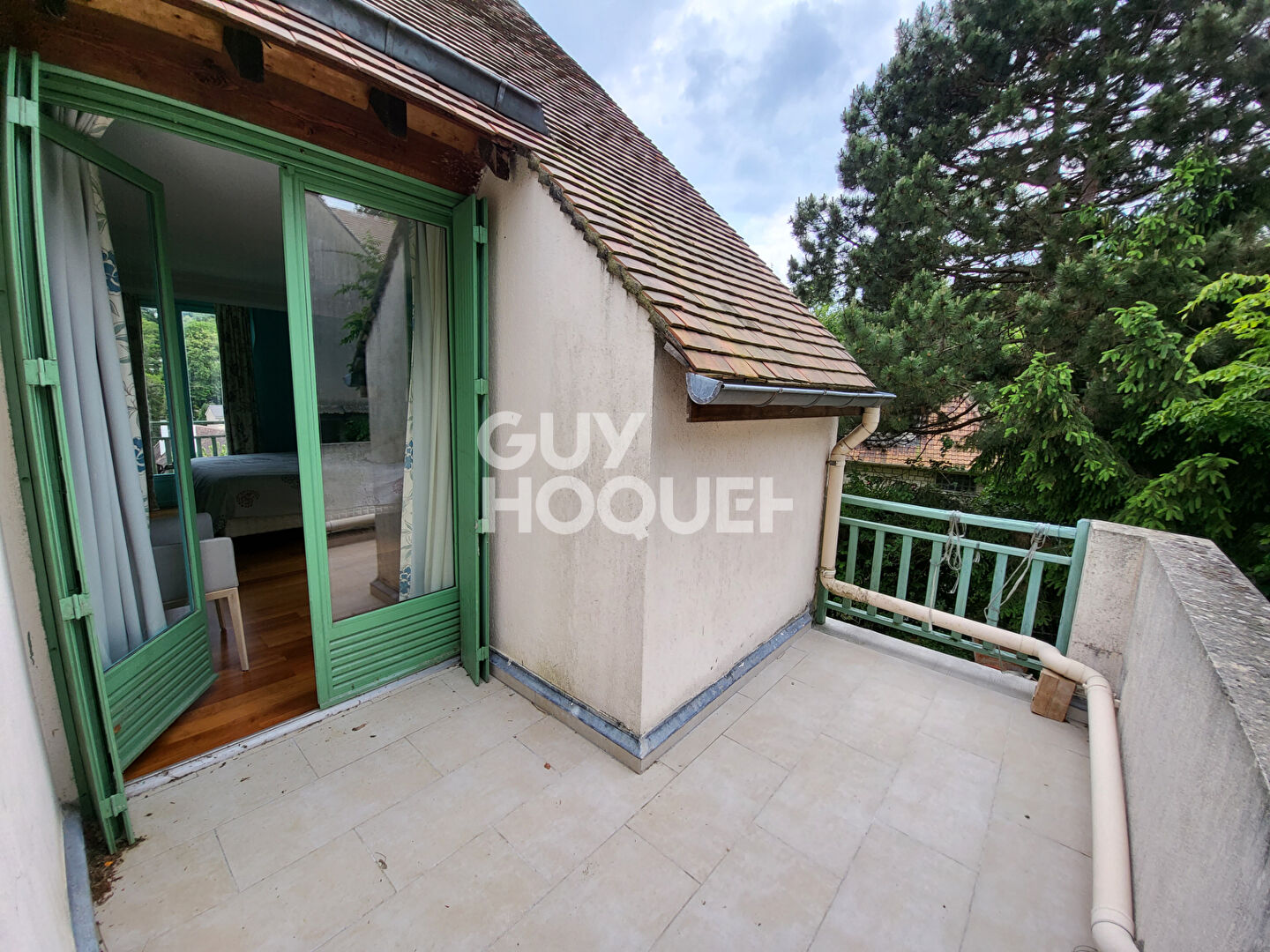 Maison La Celle Saint Cloud 8 pièce(s) - 236 M²