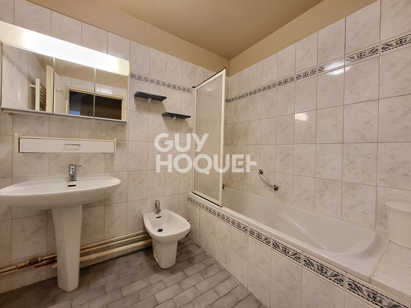 Appartement 3 pièces - box - faibles charges !