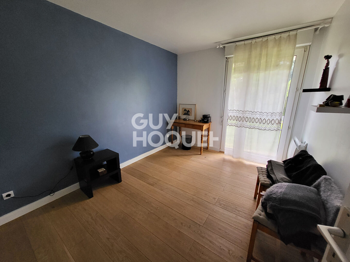 Appartement 3p dernier étage, avec balcon-terrasse et box