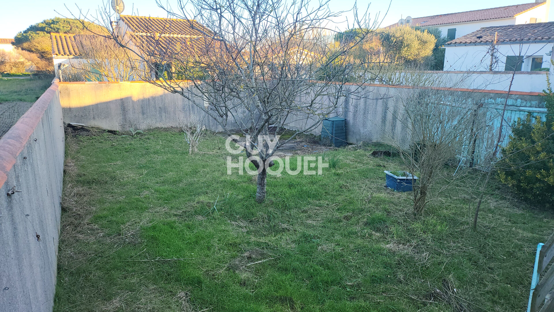 A QUELQUES PAS DE LA PLAGE !!!!!  à SAINTE MARIE DE RE