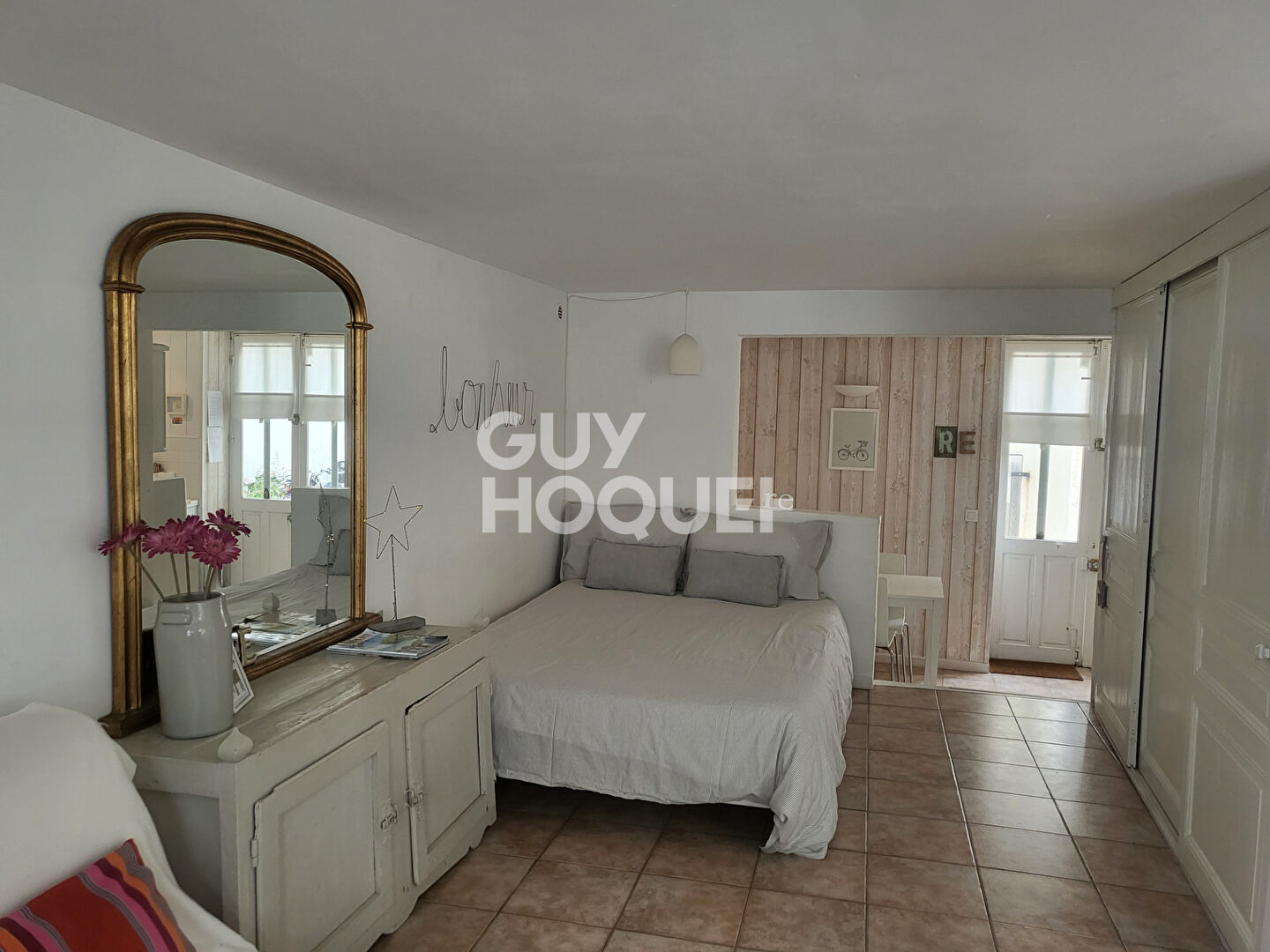 Appartement T1 à vendre au centre de La Flotte - Réf. 2846
