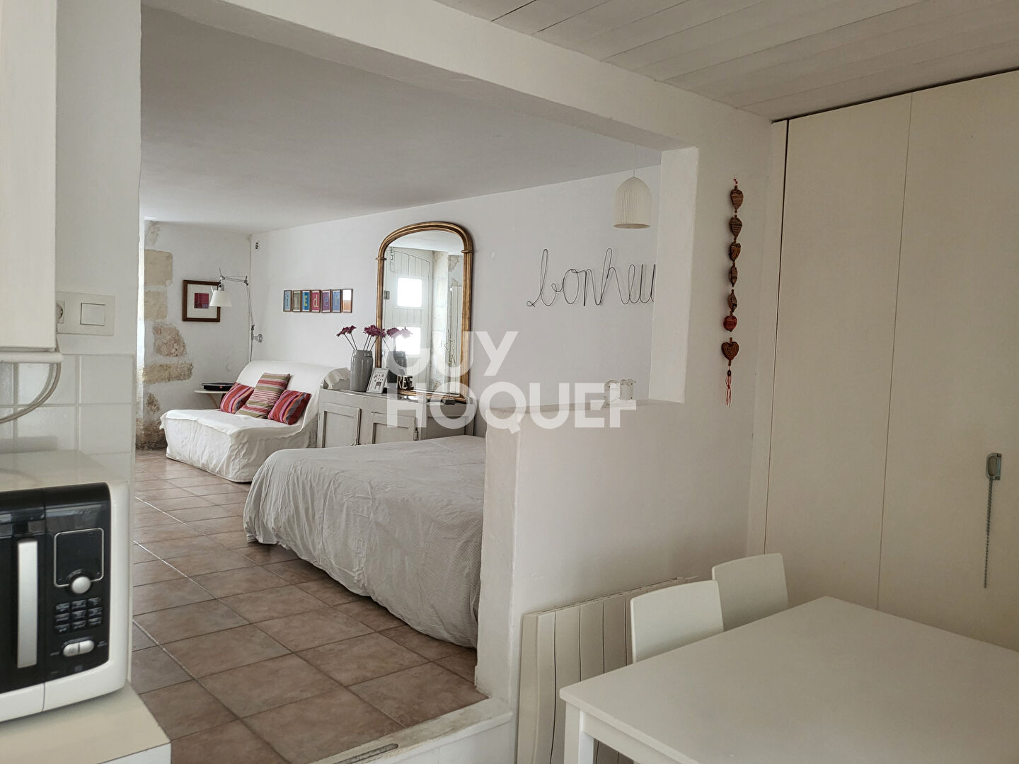 Appartement T1 à vendre au centre de La Flotte - Réf. 2846
