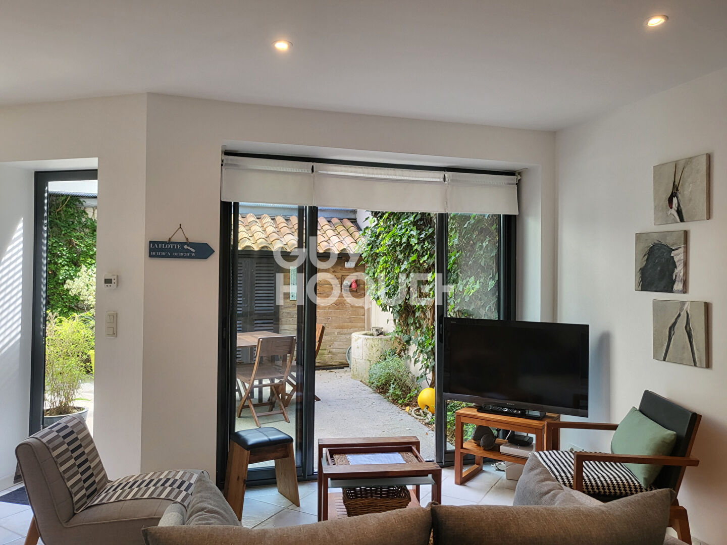 Bien rare au coeur du village!!!