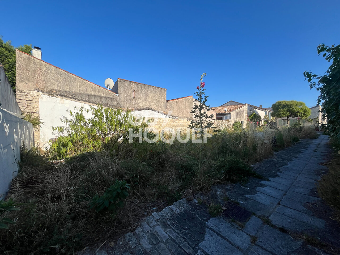 Terrain en plein centre de La Flotte en Ré