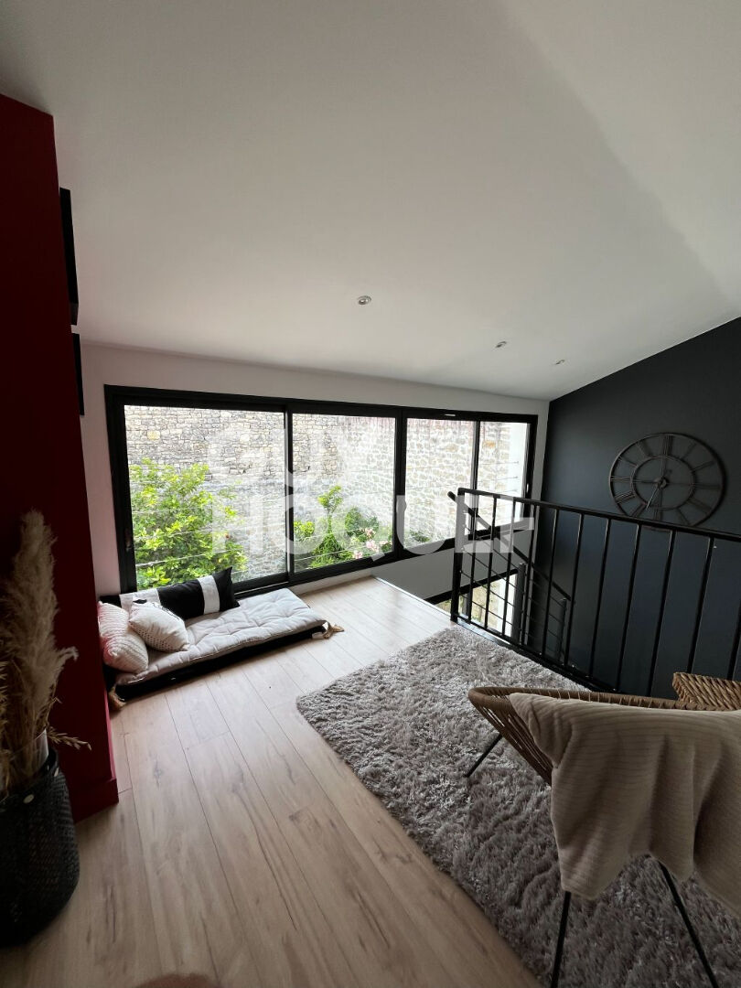 EN PLEIN COEUR DU VILLAGE DE RIVEDOUX