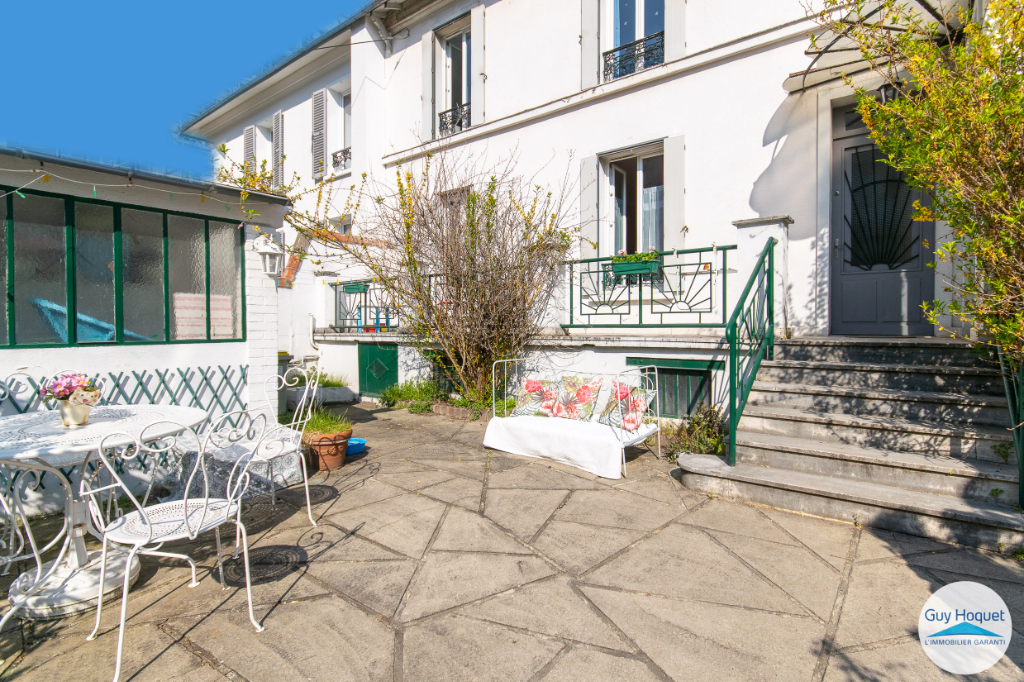Maison La Garenne Colombes 4 pièces avec dépendance