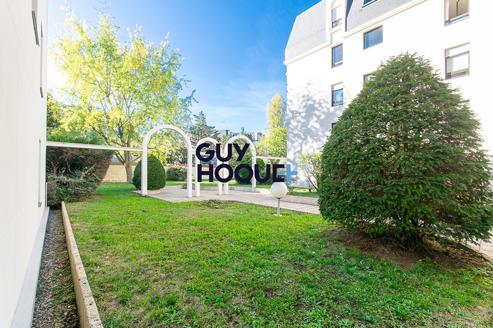 Appartement La Garenne Colombes 4 pièce(s) 88 m2