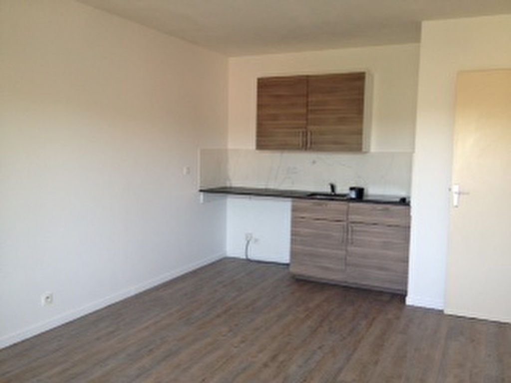 Appartement Crecy La Chapelle 1 pièce(s) 31.80 m2