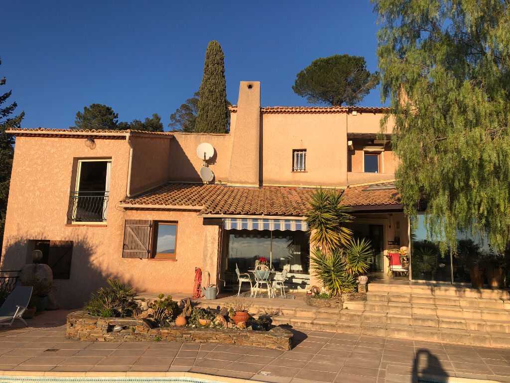 Maison La Londe Les Maures 5 pièce(s) 130 m2