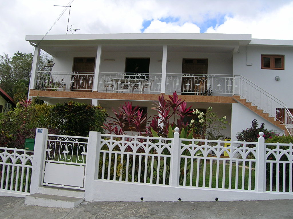 Haut de Villa Ste Luce