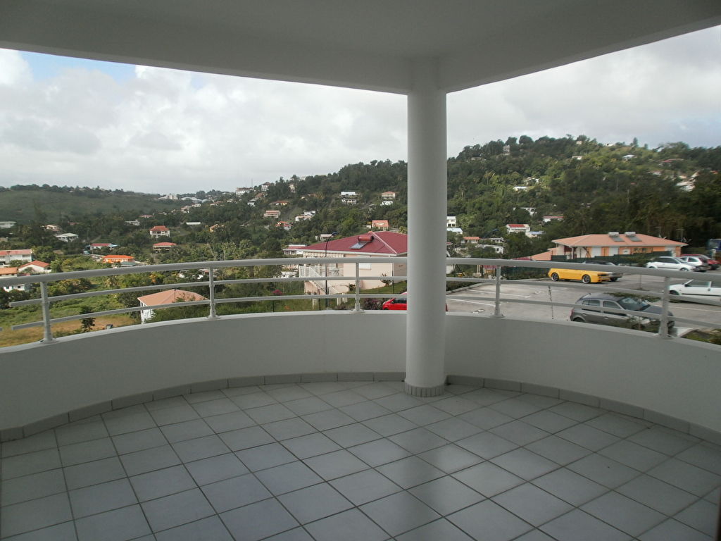 APPT F2 NEUF - DUCOS