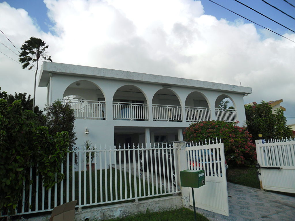 MAISON/VILLA F4