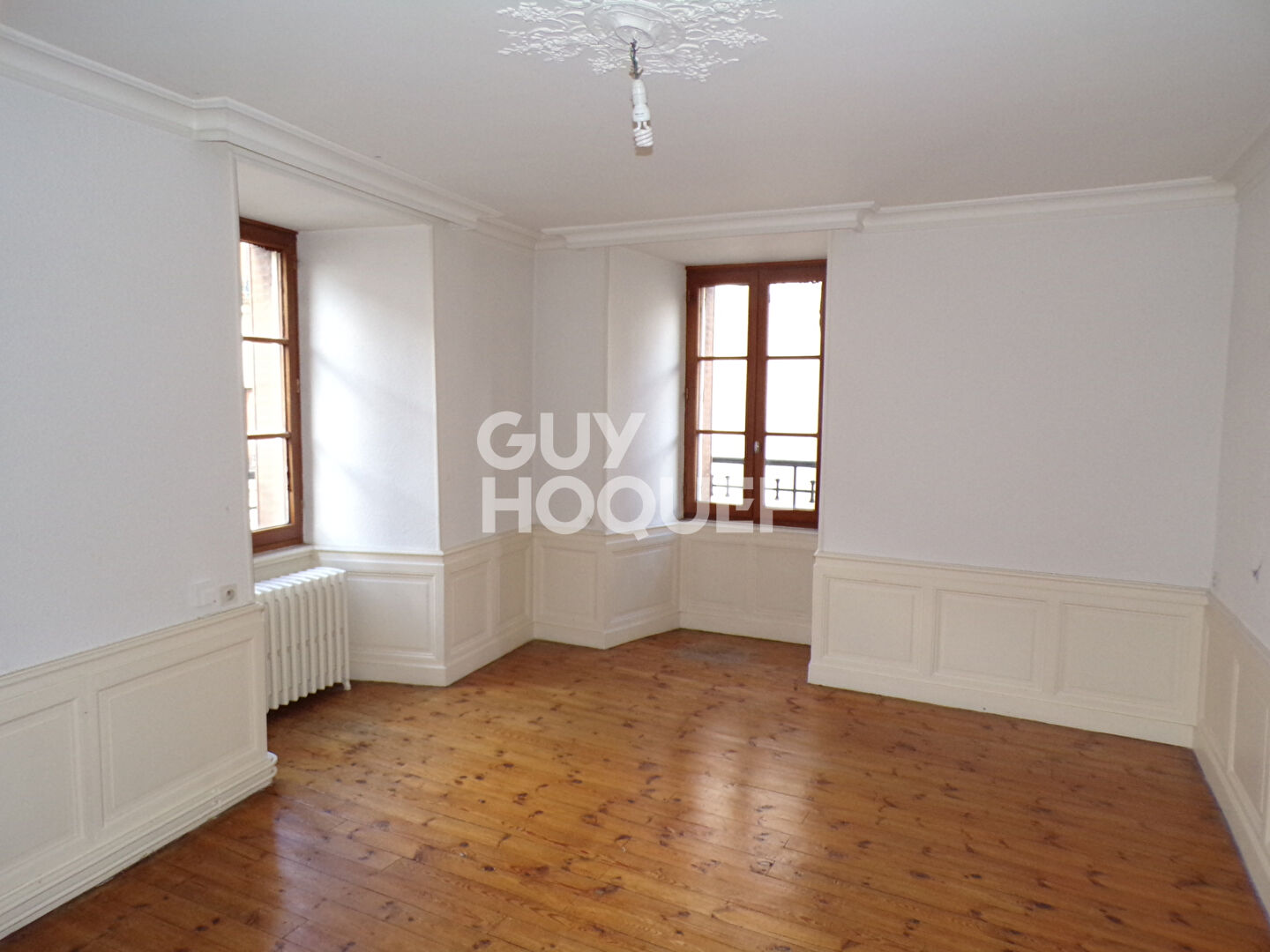 Immeuble de rapport  22 pièces 323.7 m2