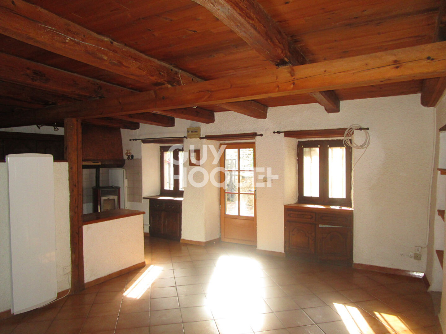 Maison de village avec cour fermée