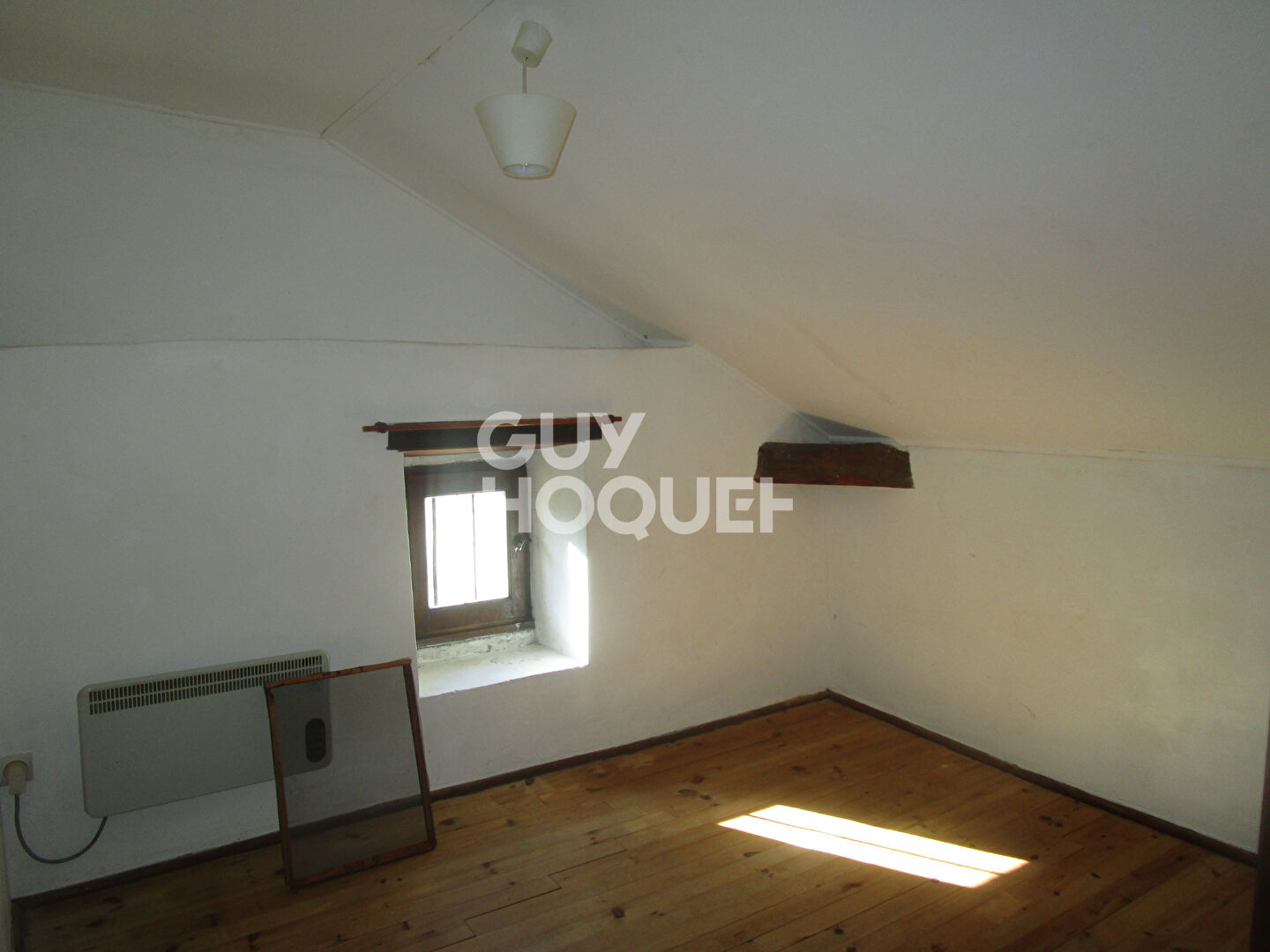 Maison de village avec cour fermée