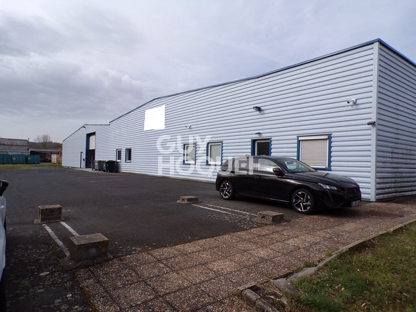 Bâtiment industriel  1125m²