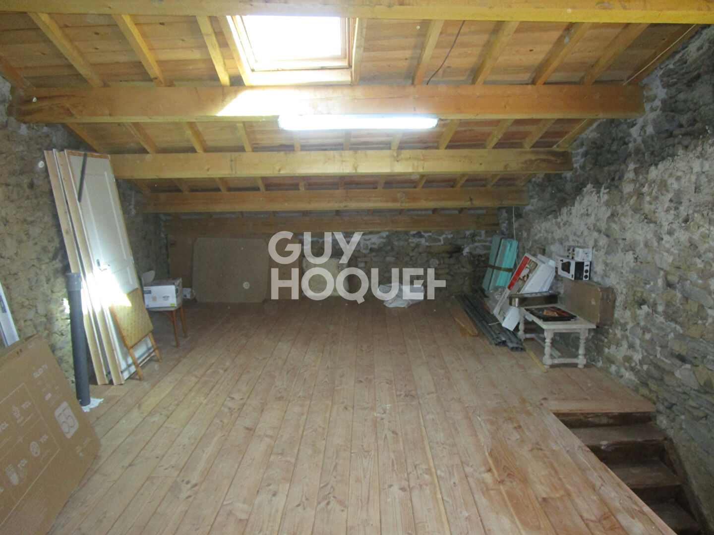 Maison avec cour fermée