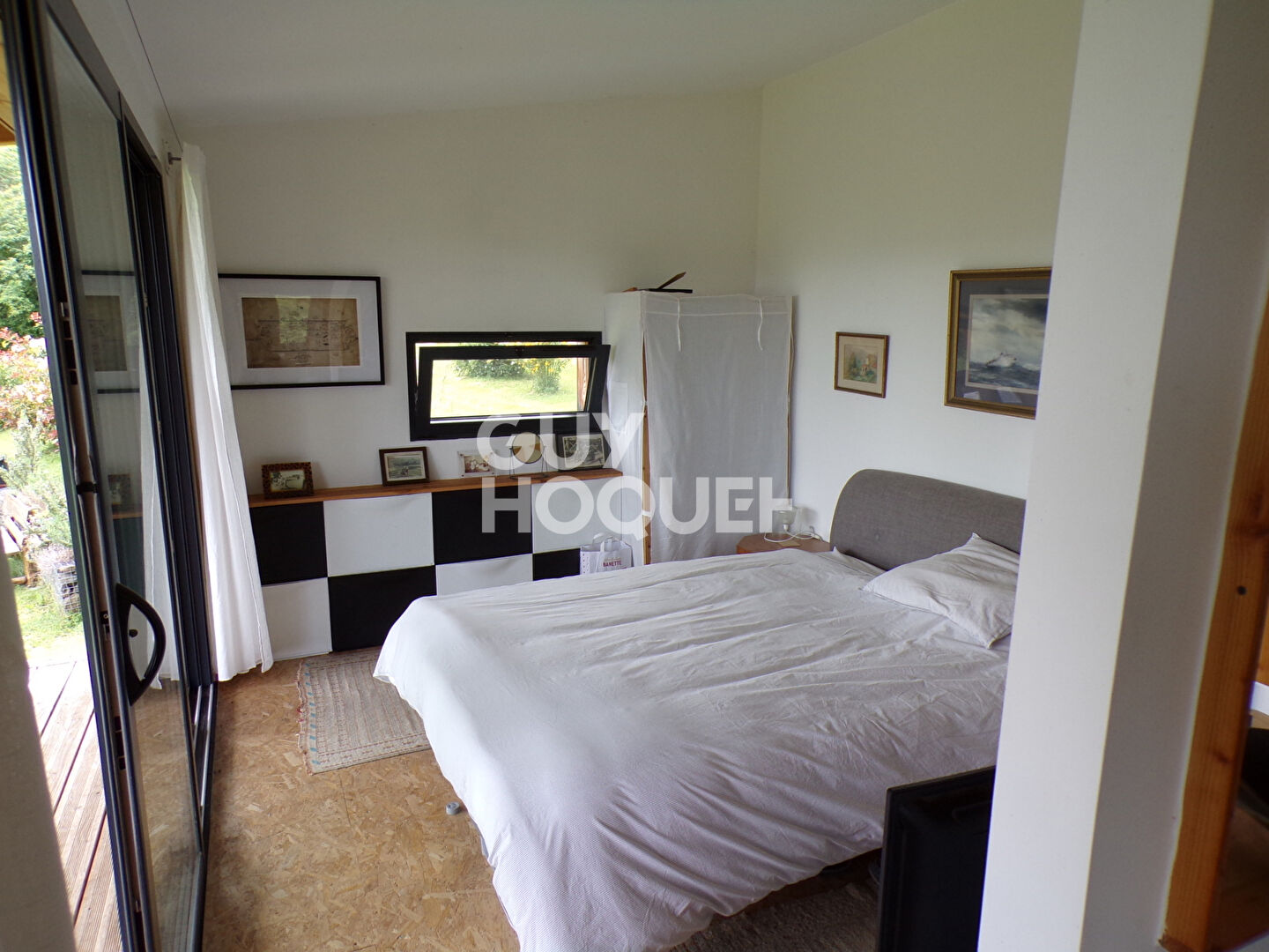 Maison atypique sur 5000 m² de terrain