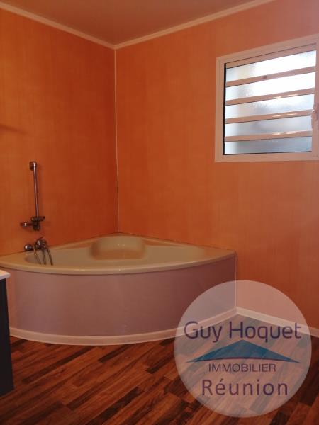 APPARTEMENT bas de maison LE TAMPON - 3 pièce(s) - 58 m2