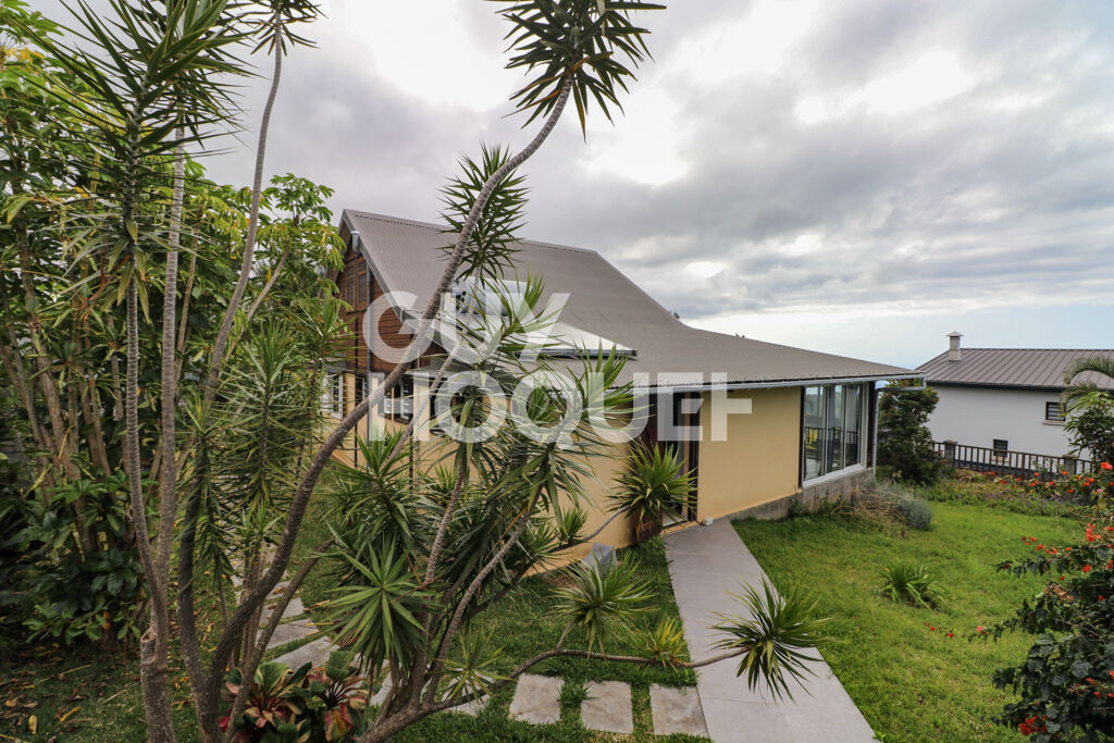 MAISON MEUBLEE ST DENIS - 4 pièce(s) - 103.56 m2