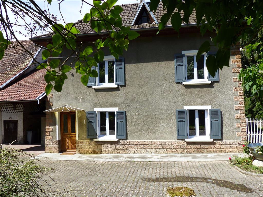 LOCATION : maison F5 (82 m²) à CORBELIN