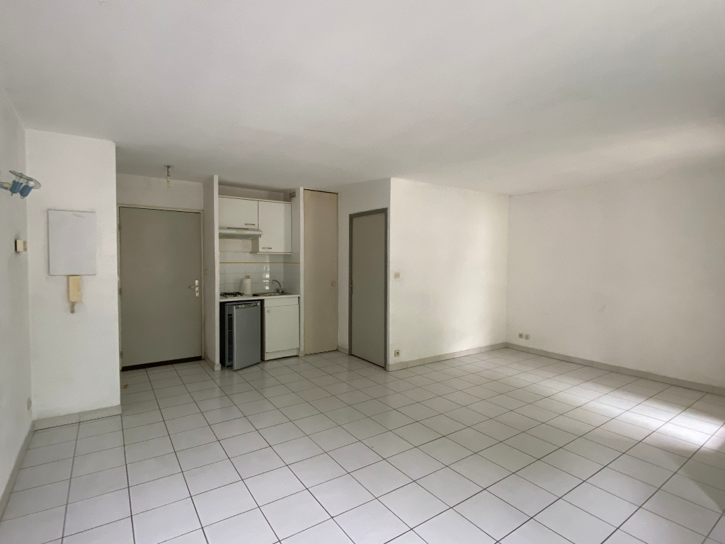 Location d'un studio à LATTES