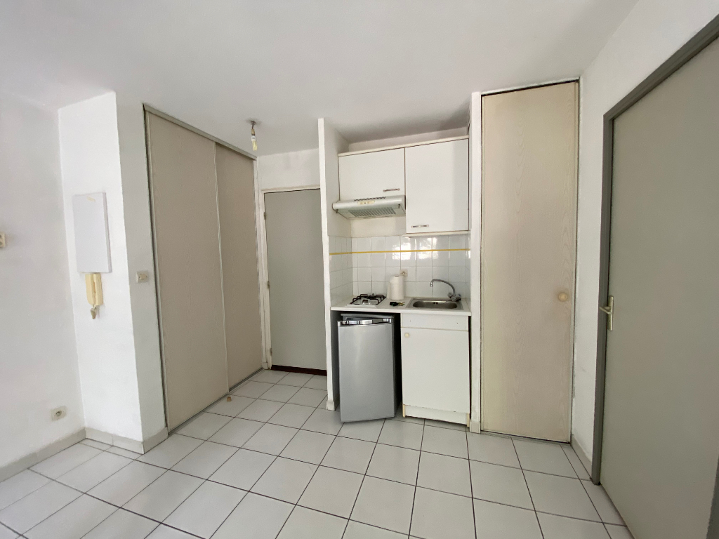 Location d'un studio à LATTES