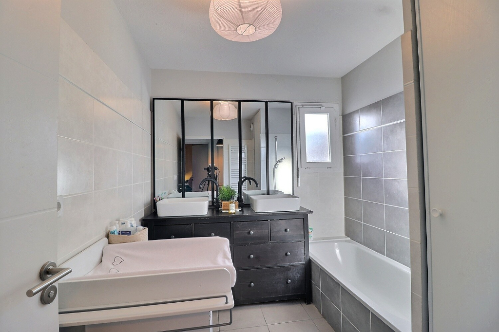 Appartement T3 (61 m²) en vente à CASTELNAU LE LEZ