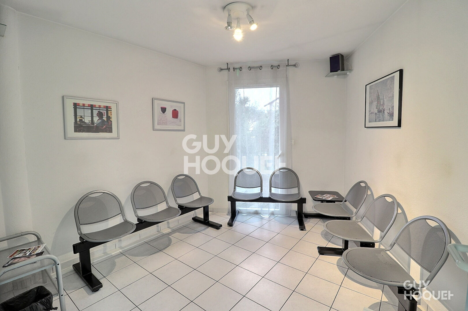 LATTES : Local à usage professionnel  (182 m²) à vendre