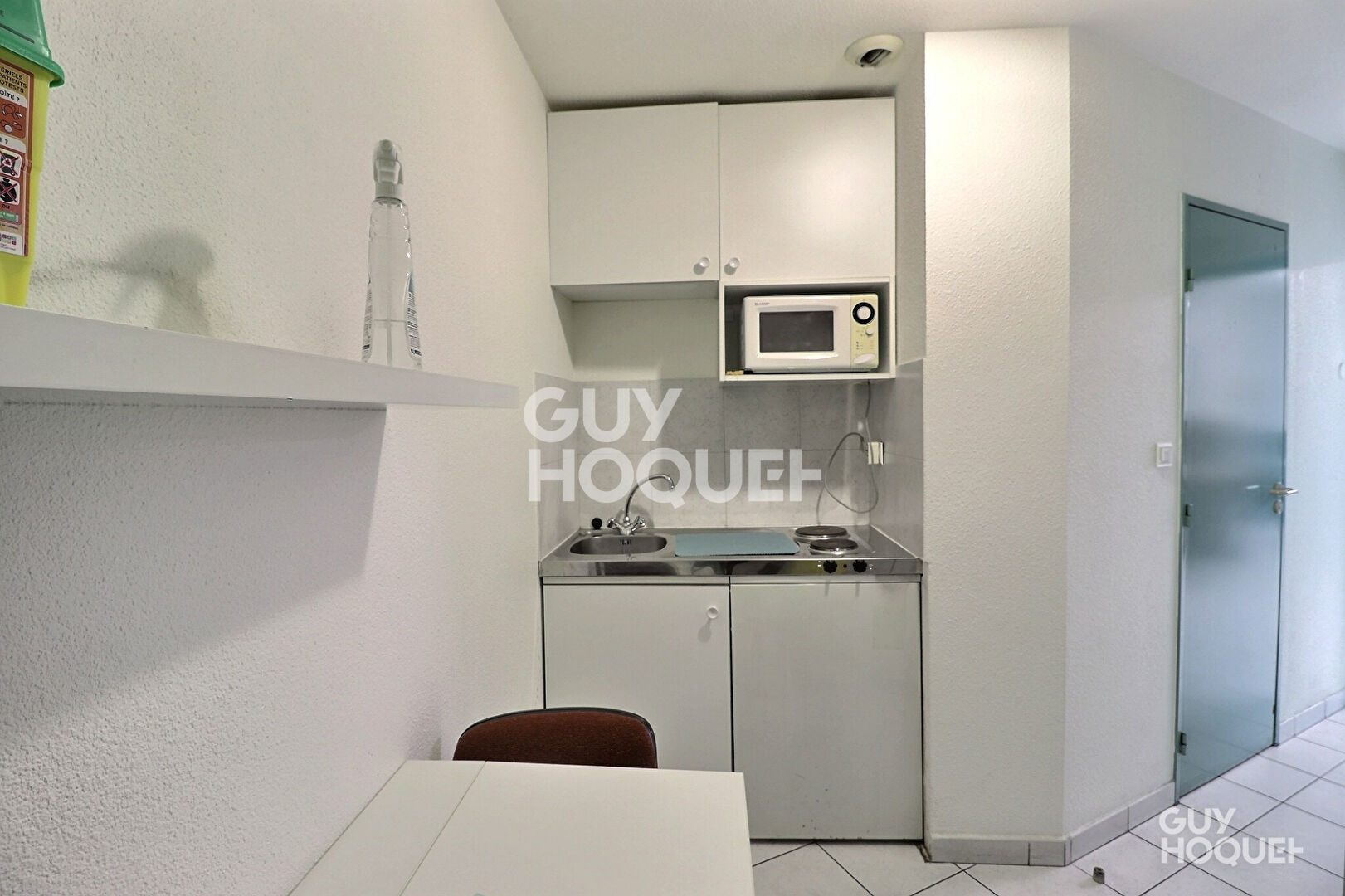 LATTES : Local à usage professionnel  (182 m²) à vendre