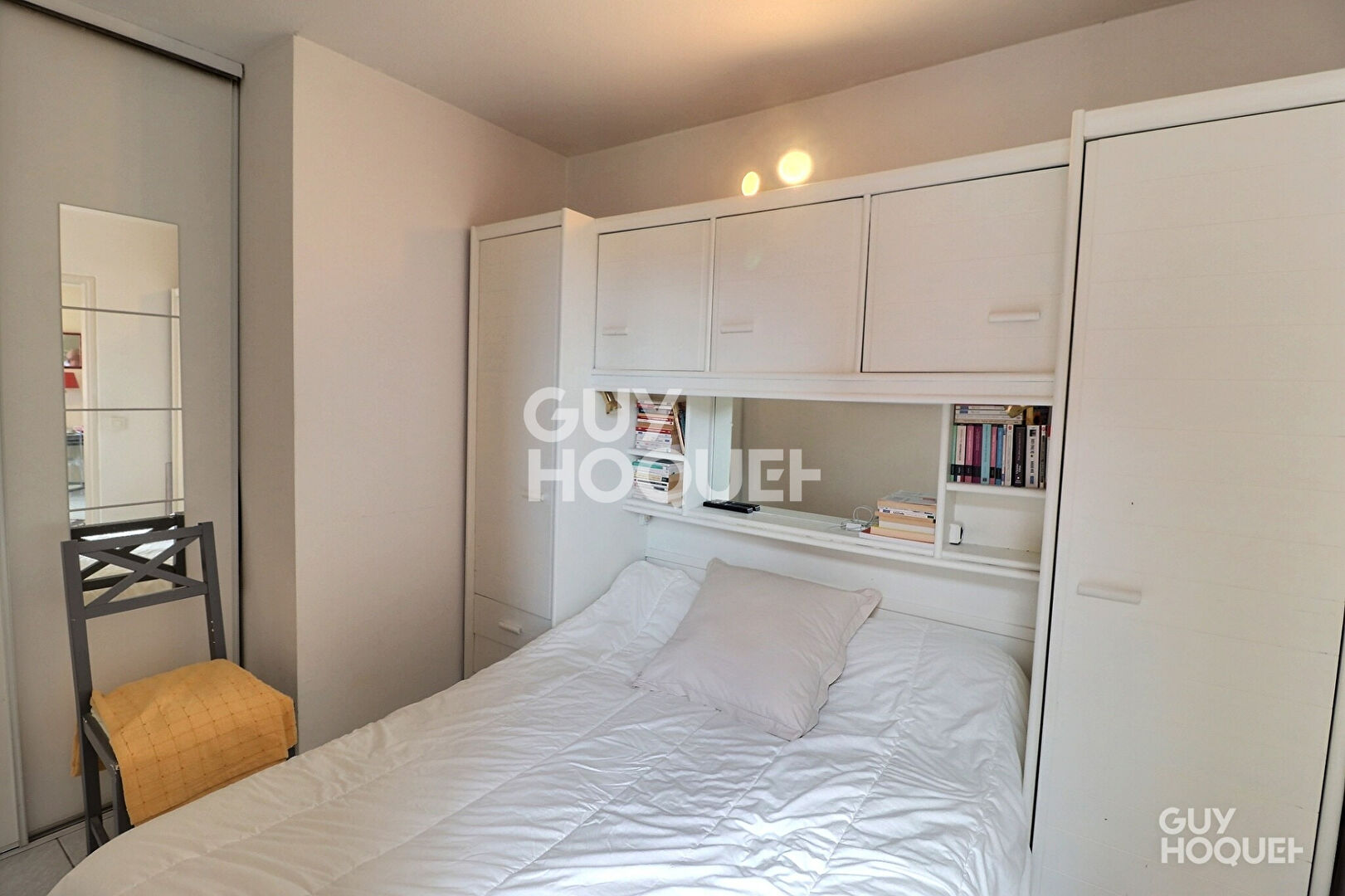 Appartement  2 pièces + loggia + cave + parking