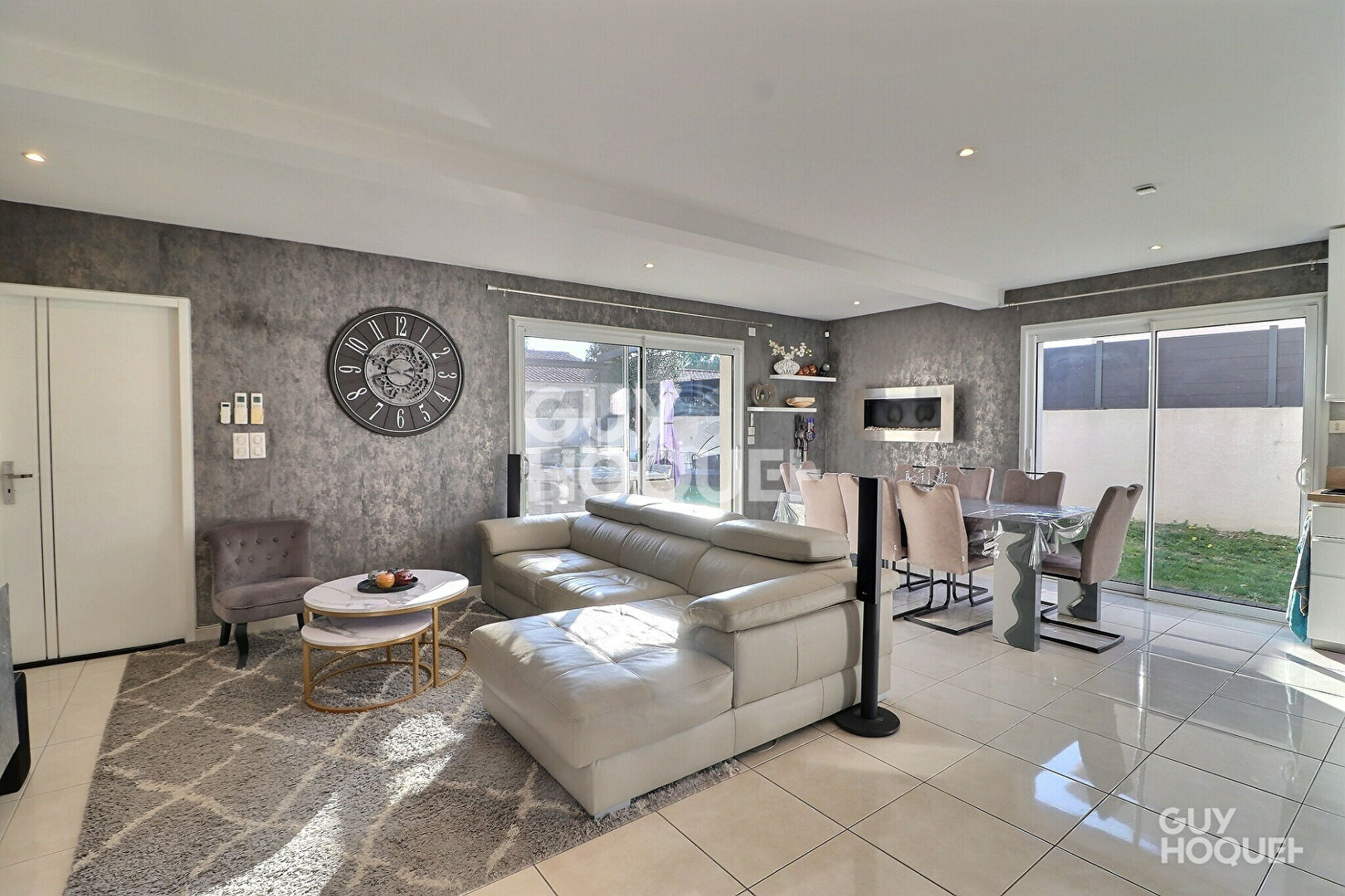 Fabrègues  Villa contemporaine 134 m² 4 chambres Piscine Garage