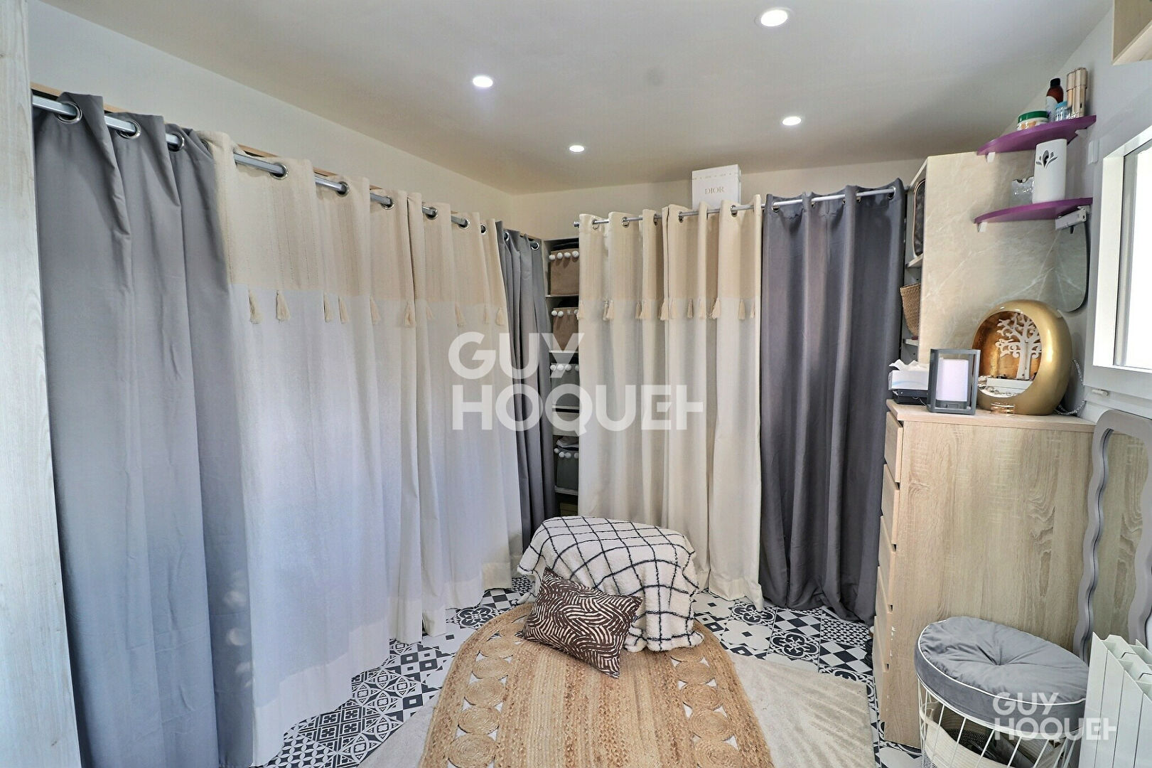 Fabrègues  Villa contemporaine 134 m² 4 chambres Piscine Garage