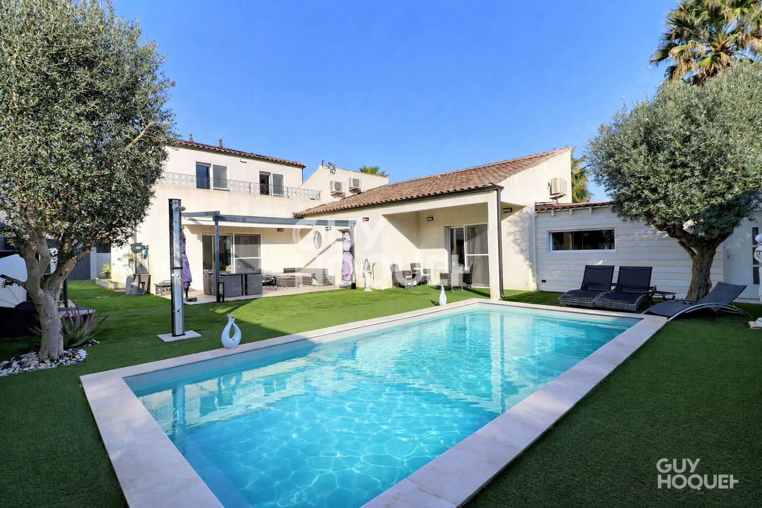 Fabrègues  Villa contemporaine 134 m² 4 chambres Piscine Garage