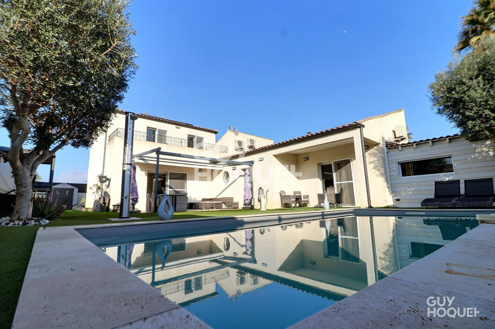 Fabrègues  Villa contemporaine 134 m² 4 chambres Piscine Garage