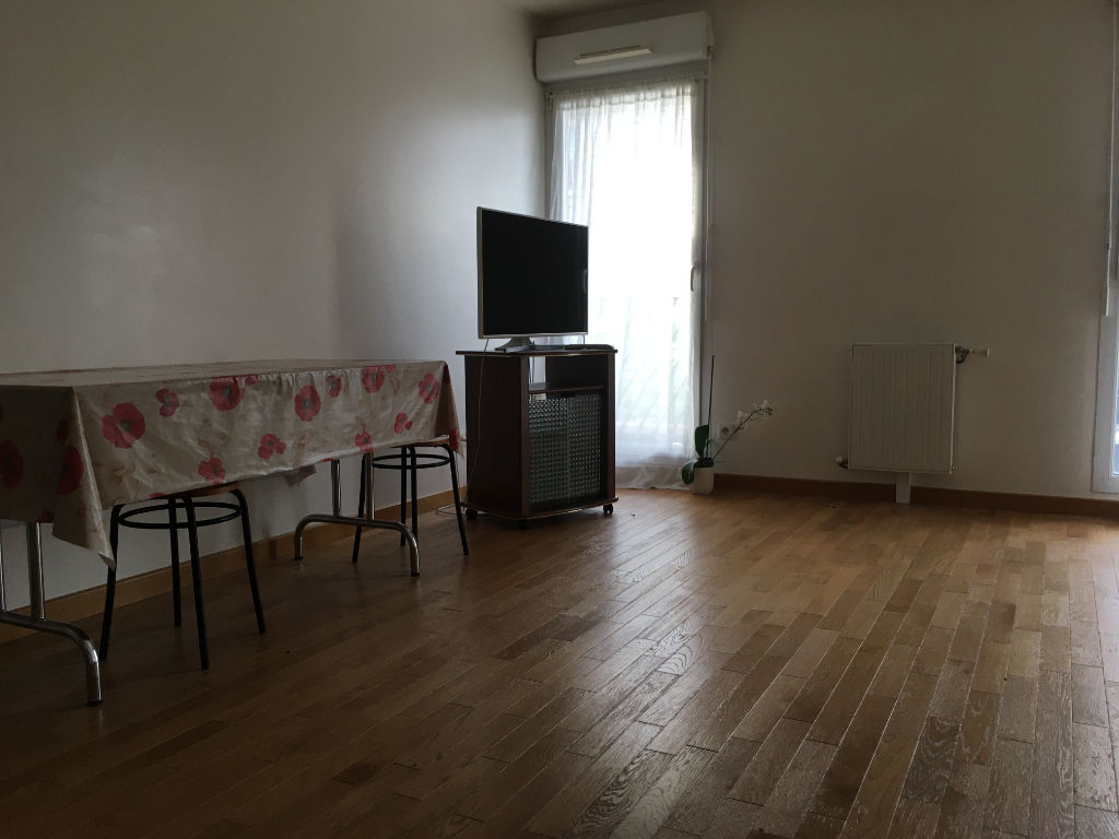 Studio 36 m² - Velizy