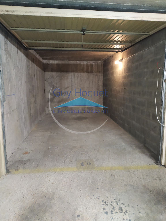 Parking / box Viroflay 15.12 m2