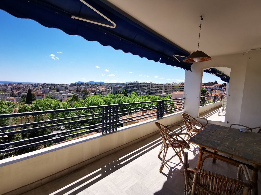 Le Cannet  MAIRIE 4 pièces 95.28 m2