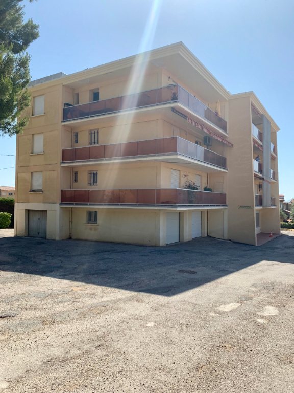 VENDU en 1 visite - T2 + GARAGE + CAVE - LE LUC EN PROVENCE