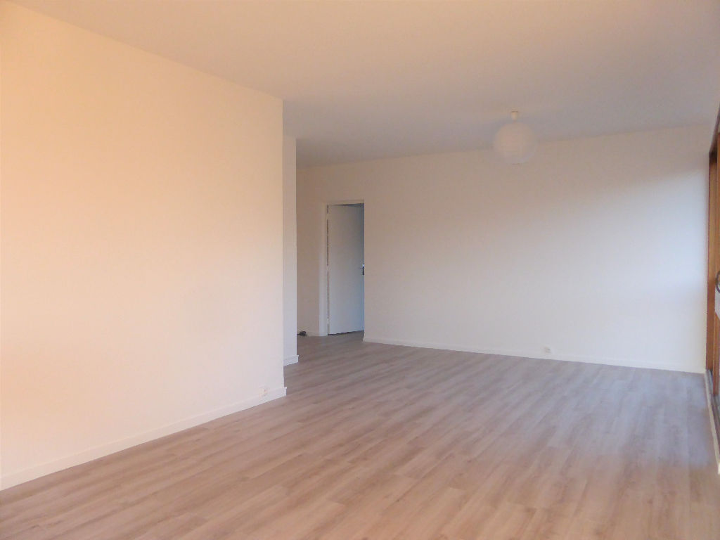 Proche VELIZY - Appartement 2 pièces - 58,84 m²