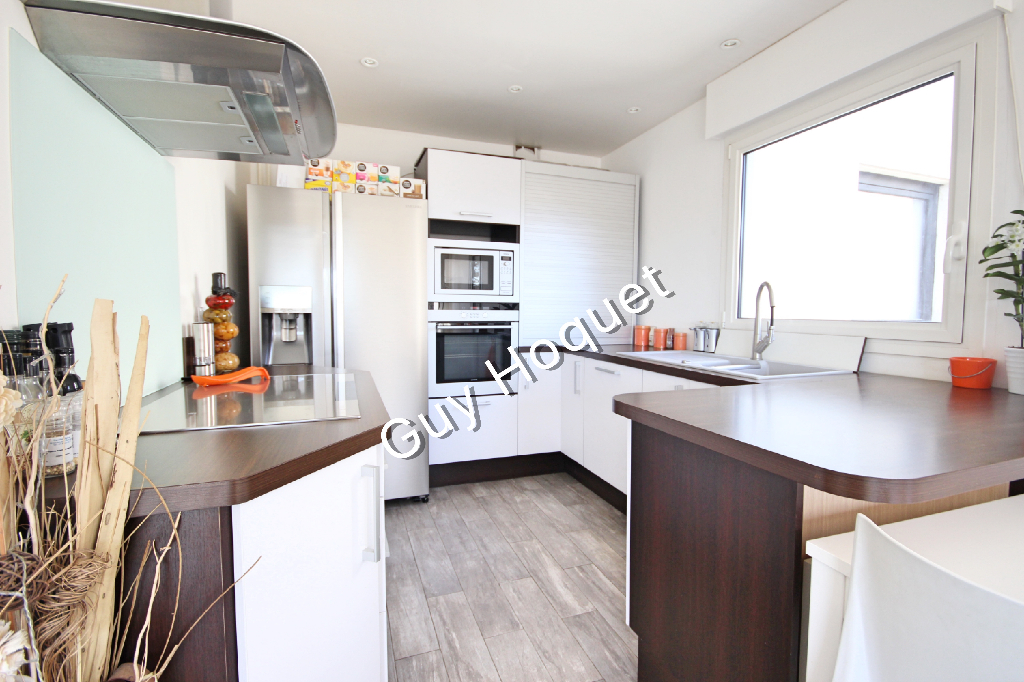 Appartement Le Coudray-Montceaux 3 pièces 66.60 m2