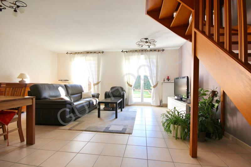 MAISON 4 PIÈCES AU COUDRAY-MONTCEAUX