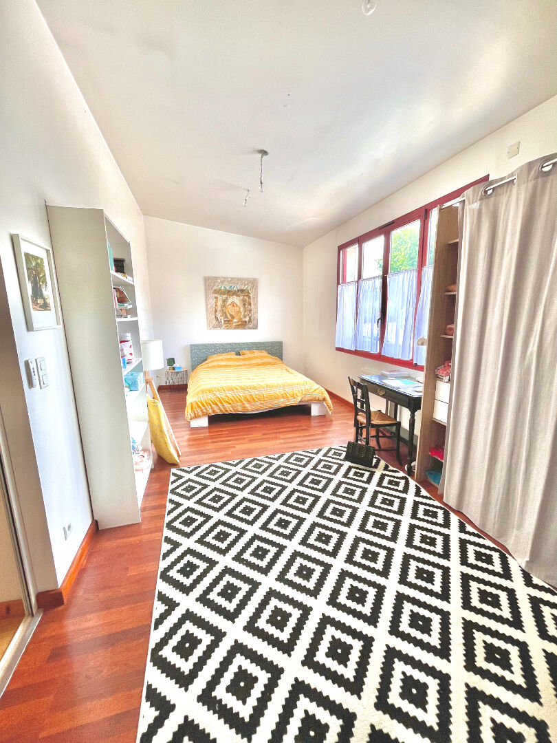 Ensemble Immobilier 1000 M²