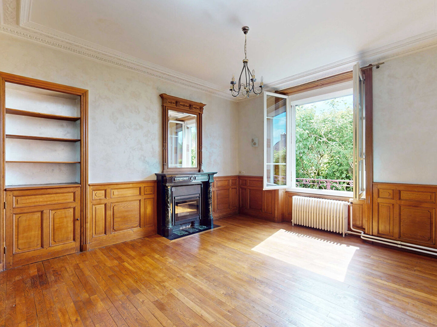 Maison à vendre à Mesvres - 7 pièces avec piscine