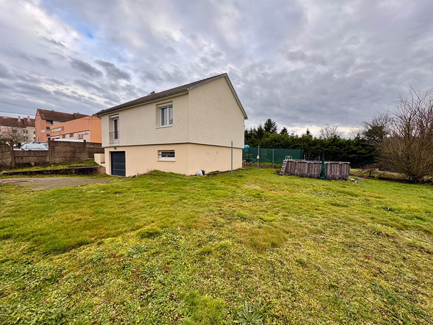 Maison à vendre à Montcenis (3 pièces)