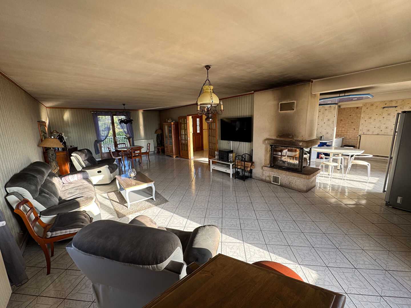 Maison d'architecte à vendre à Saint Pierre de Varennes - Référence 1576