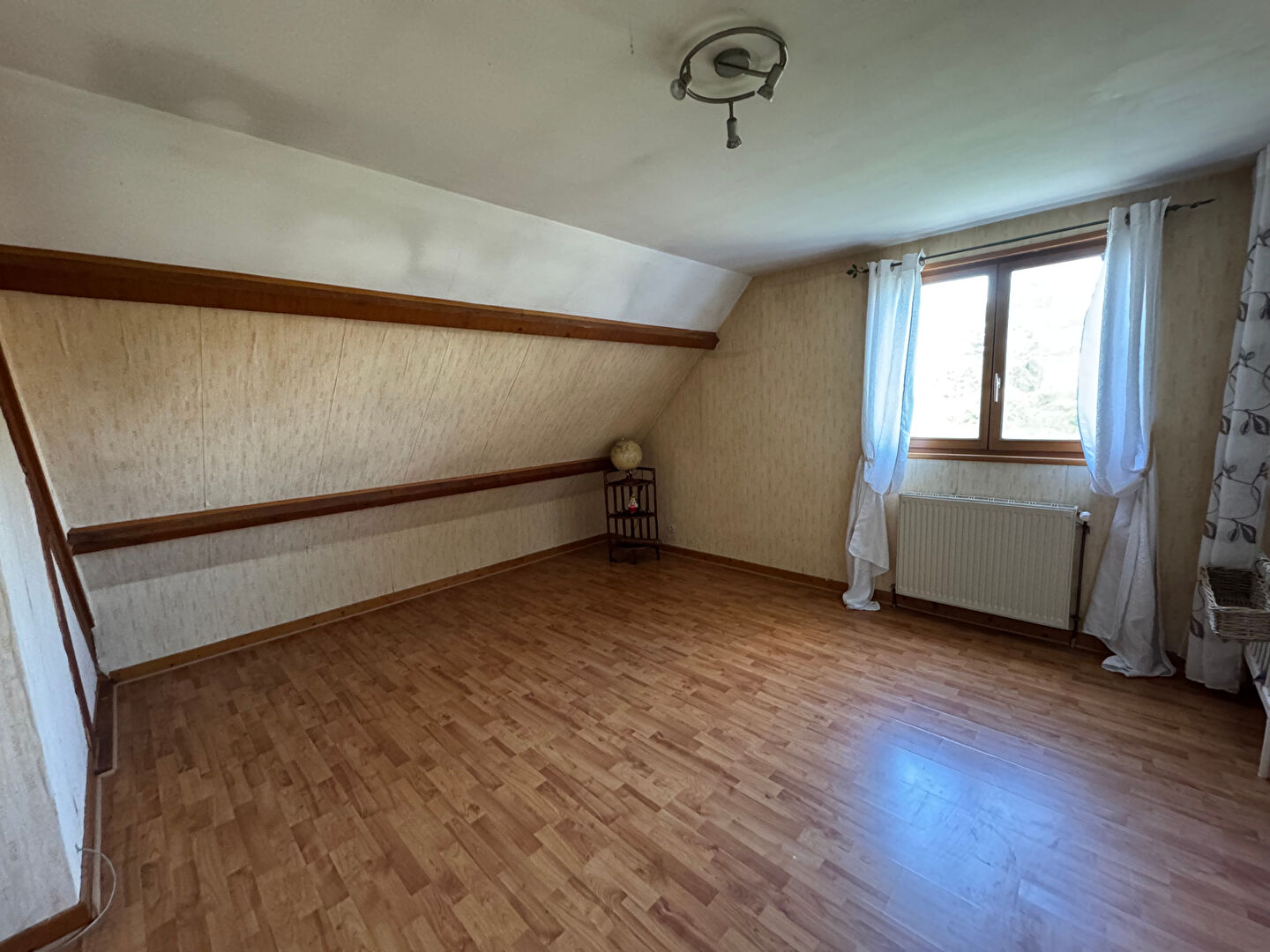 Maison d'architecte à vendre à Saint Pierre de Varennes - Référence 1576