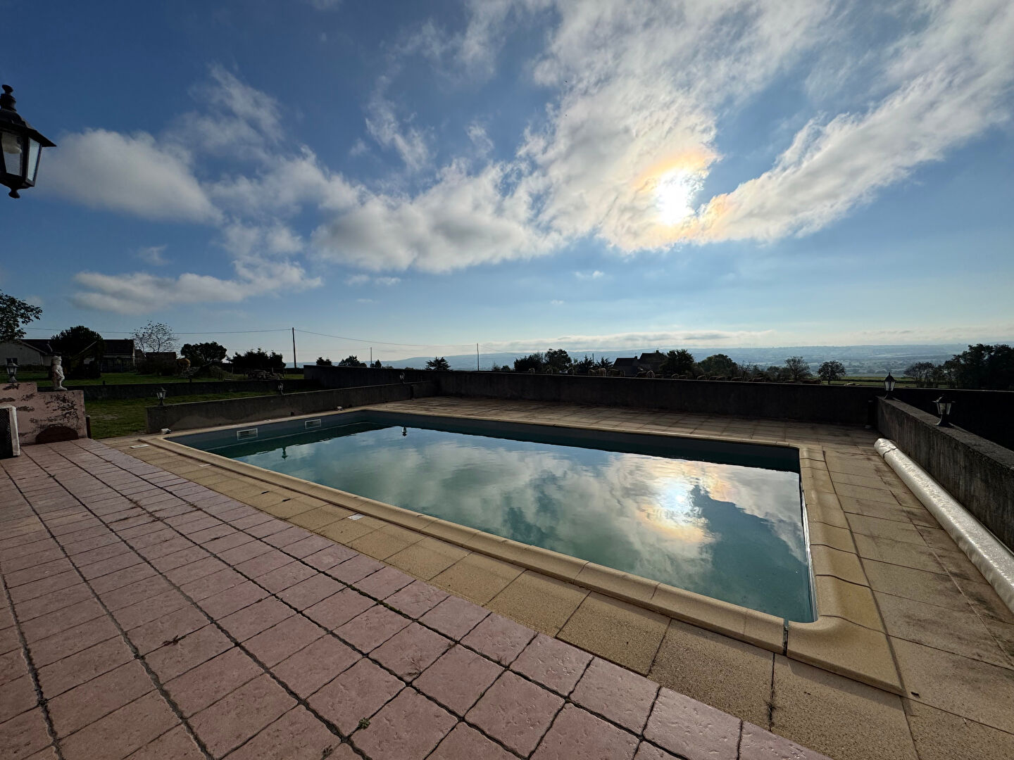 Maison d'architecte à vendre à Saint Pierre de Varennes - Référence 1576