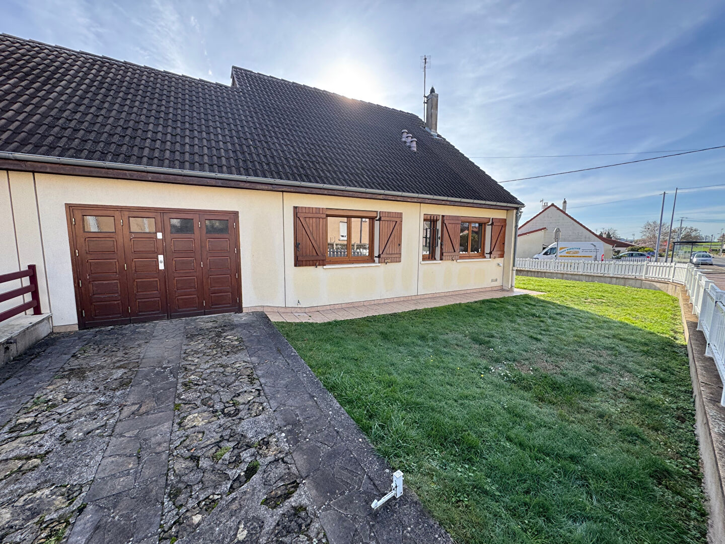 Maison à vendre à Le Breuil - 5 pièces, 3 chambres, jardin