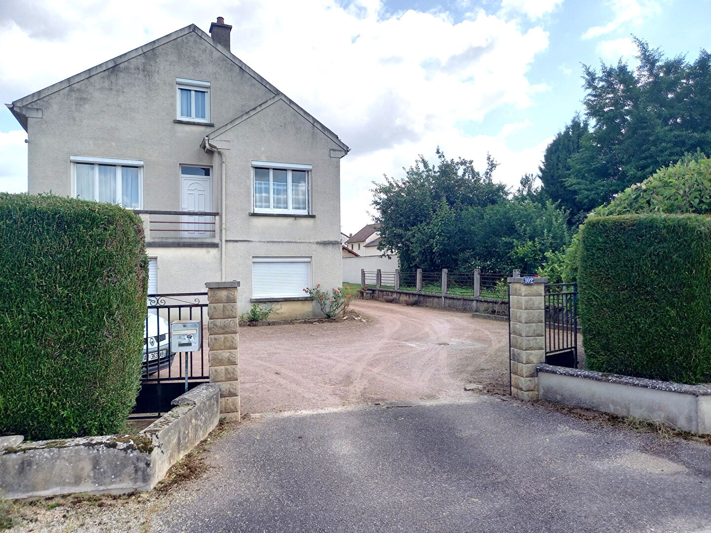 Maison  à CHAMPFORGEUIL